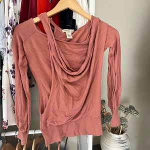 Arden B very cute cowl neck long sleeve top
